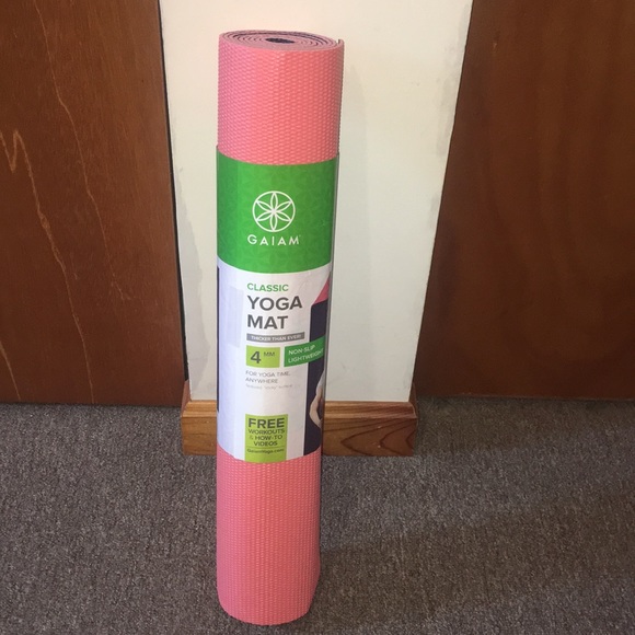 GAIAM Accessories - 🍑 NWT GAIAM Classic Non-Slip Lightweight Yoga Mat